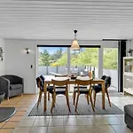 Amazing In With Kitchen Blåvand