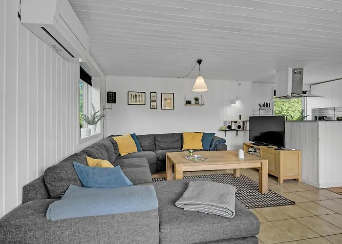 Amazing In Blavand With Kitchen Hébergement de vacances *